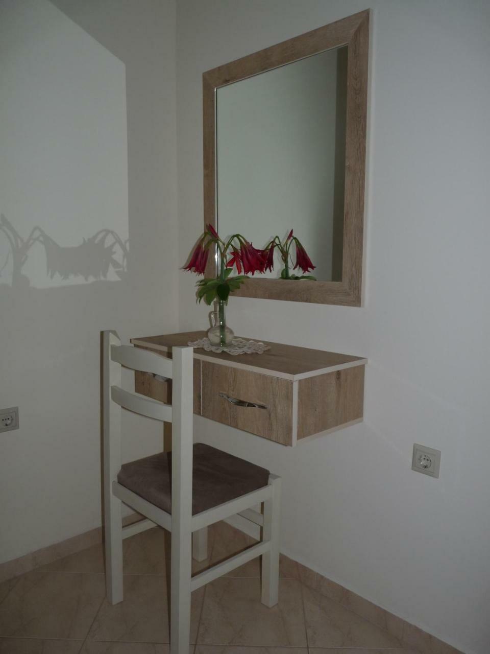 Apartment Dejvi Sarandë Exterior foto